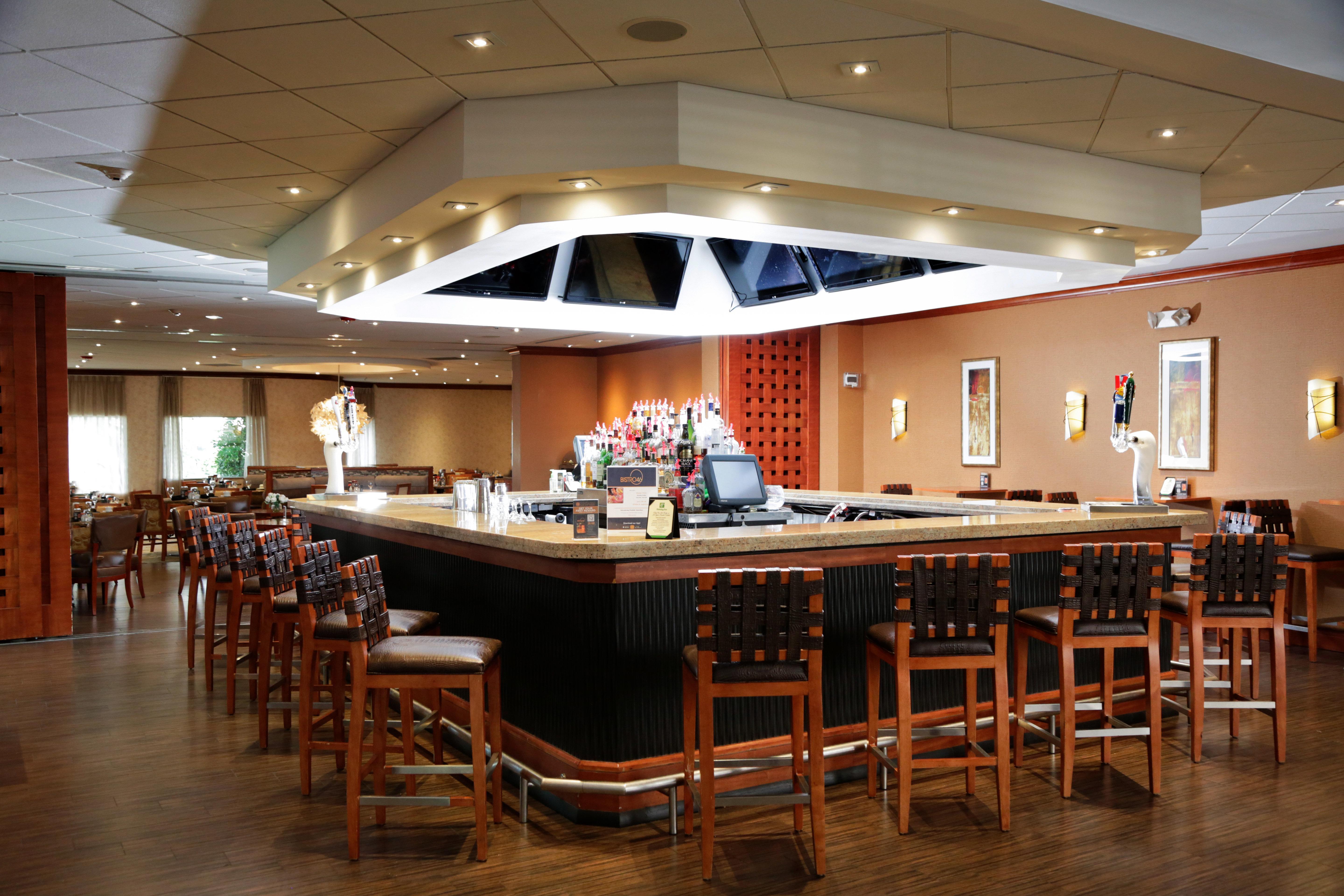 Holiday Inn Plainview-Long Island By Ihg Exterior photo