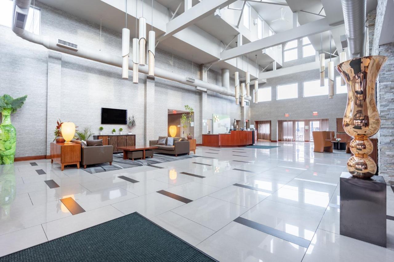 Holiday Inn Plainview-Long Island By Ihg Exterior photo